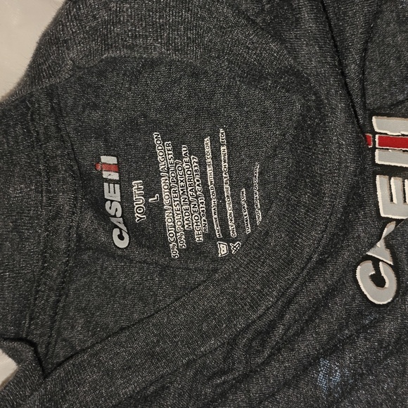 Case IH Boys Red Tractor Tee Youth Large - Picture 4 of 4